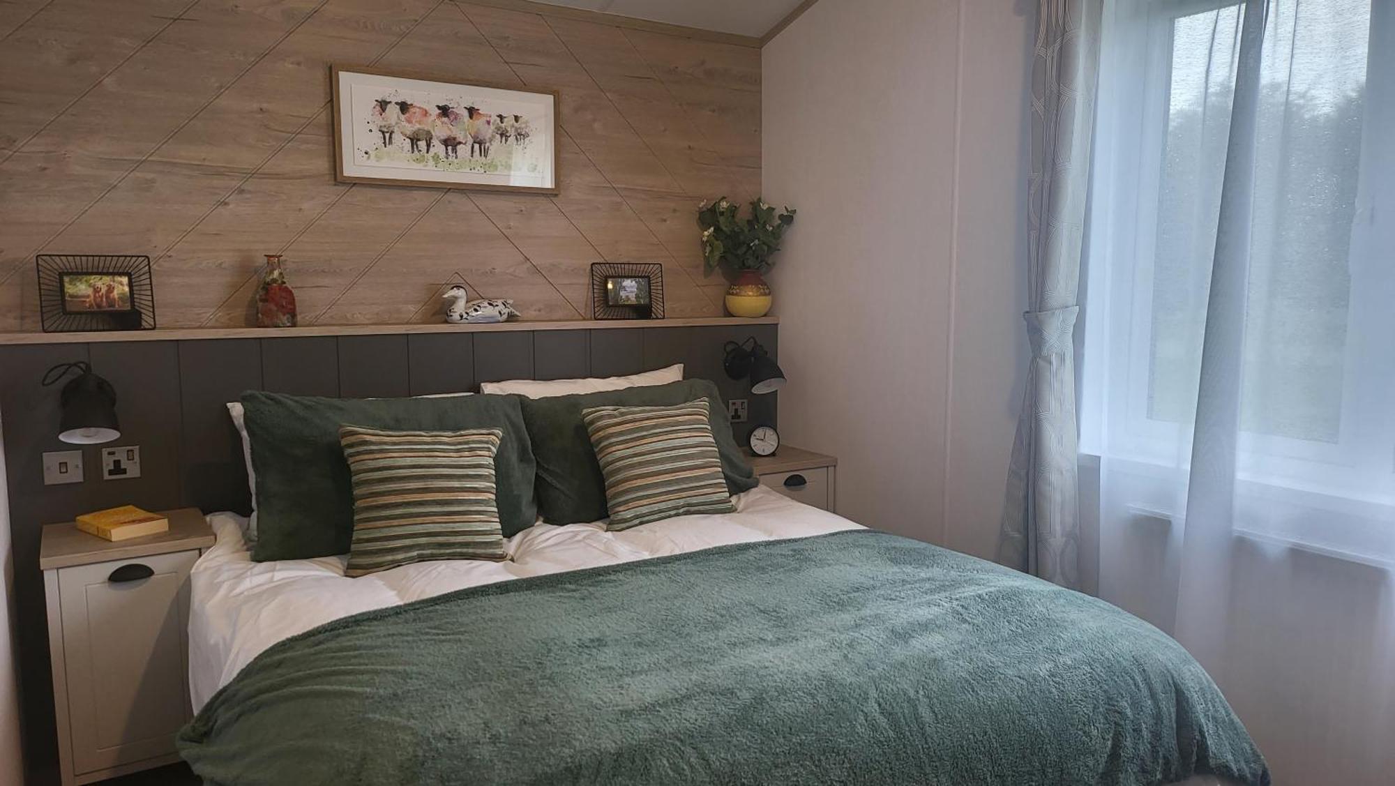 Honeycomb Lodge - Holiday Home 5 Min From Padstow Zewnętrze zdjęcie